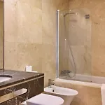 Forum Skyes Apartment *